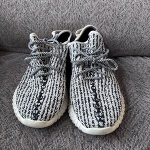 Adidas Yeezy 350 v1 Turtle Dove Men’s Sz 8.5 Good Condition Sample